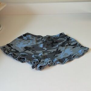 Lucy Girl’s Ruffle Short. Size XL=14. Excellent Condition.